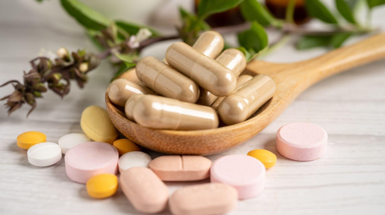 A Boost For Your Health: Matcha Tea, Apple Cider Vinegar, and Multivitamins