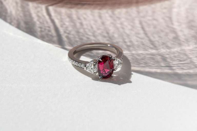 Diamond Ring with Pink Diamond: The Complete Guide for a Classic Gemstone