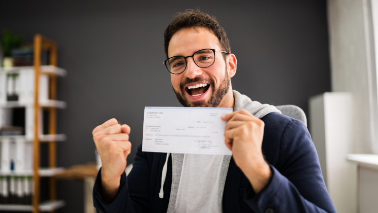 The Role of Payroll in Employee Satisfaction and Retention in the UAE