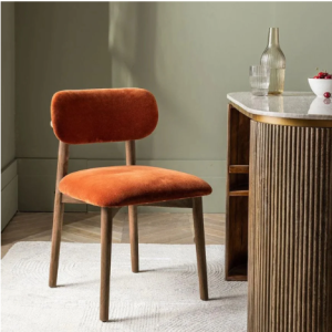 Guide to Choose The Best Wooden Dining Chairs
