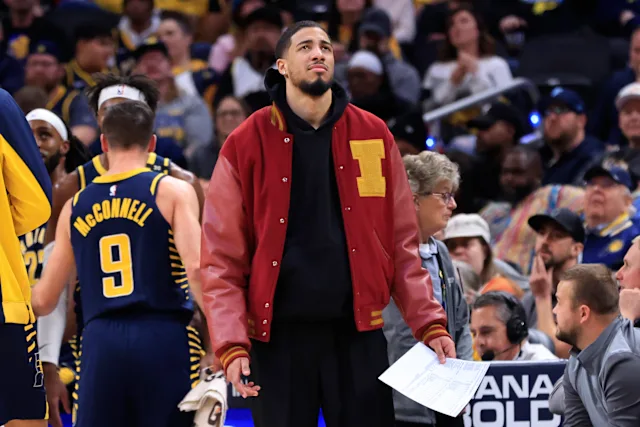 What matters more to fans: The show or the results? Fan behavior in cricket and the NBA What matters more to fans: The show or the results? Fan behavior in cricket and the NBA