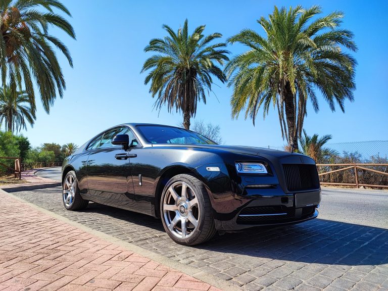 Which Rental Car Company Offers The Best Luxury Car Options