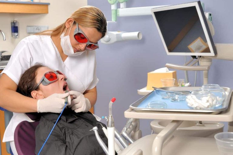 Why Family Focused Cosmetic Dentistry Encourages Better Oral Habits