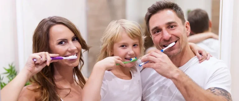 How Family Dentistry Encourages Parents To Model Positive Oral Habits