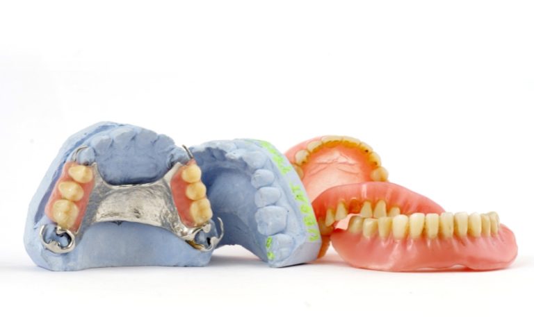 How To Decide Between Partial Dentures And Full Dentures