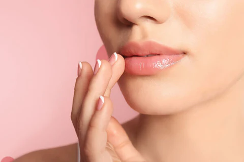 Lip Care Routine to Follow Before Lipstick and Lip Gloss Lip Care Routine to Follow Before Lipstick and Lip Gloss