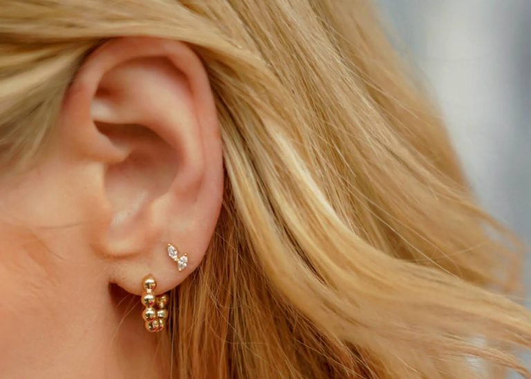 The Ultimate Guide to Silver Earrings: Trends, Face Shapes, and Care in 2026 The Ultimate Guide to Silver Earrings: Trends, Face Shapes, and Care in 2026