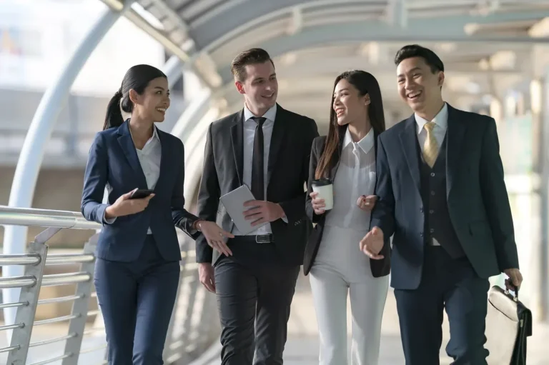 Discover the Benefits of a Team Building Coach in Adelaide with Green Knight Coaching